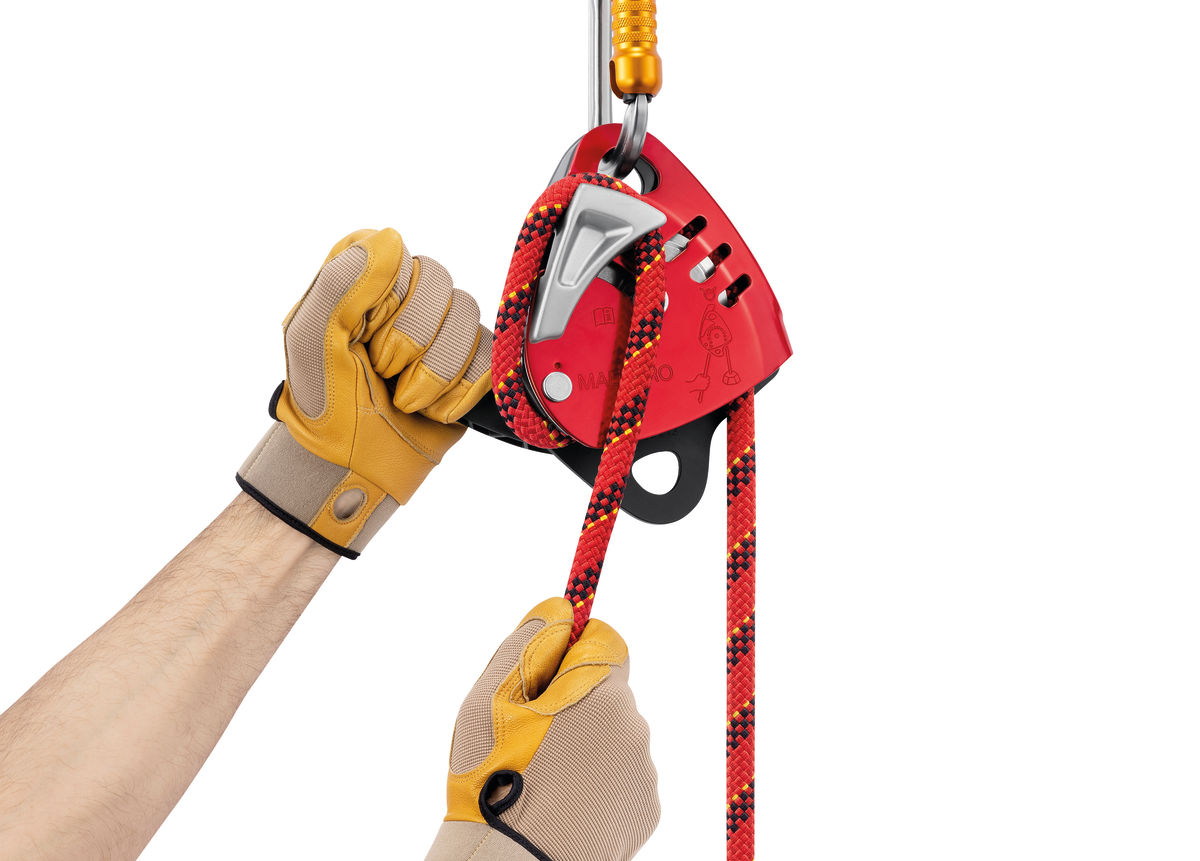 Petzl debuting its premium rope rescue device — the MAESTRO— in Canada -  Fire Fighting in Canada
